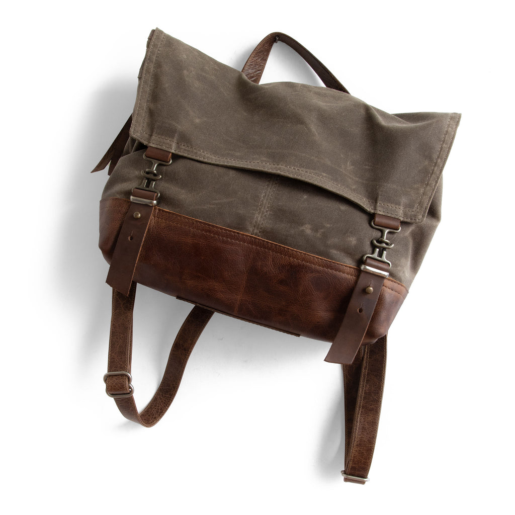 1909 size medium in dark oak canvas and fuentes base