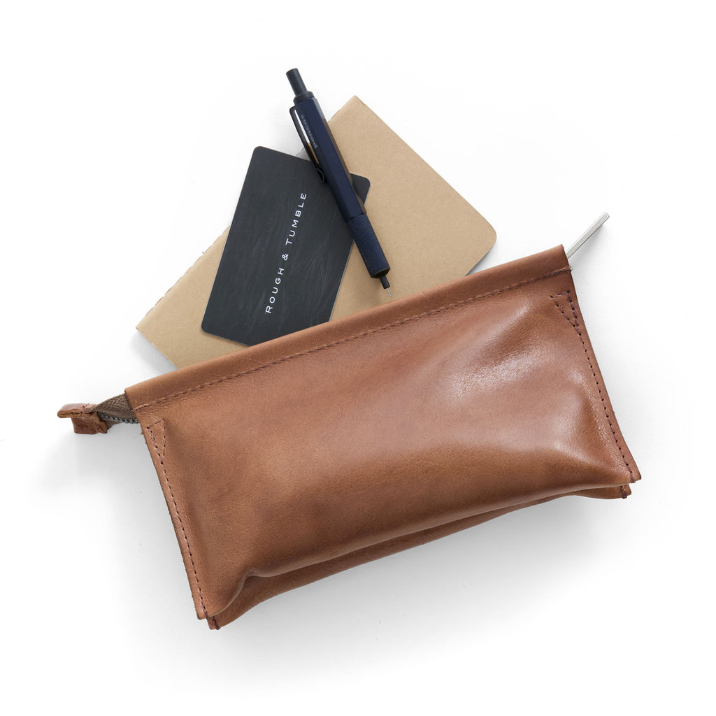 EDC wallet in premium saddle