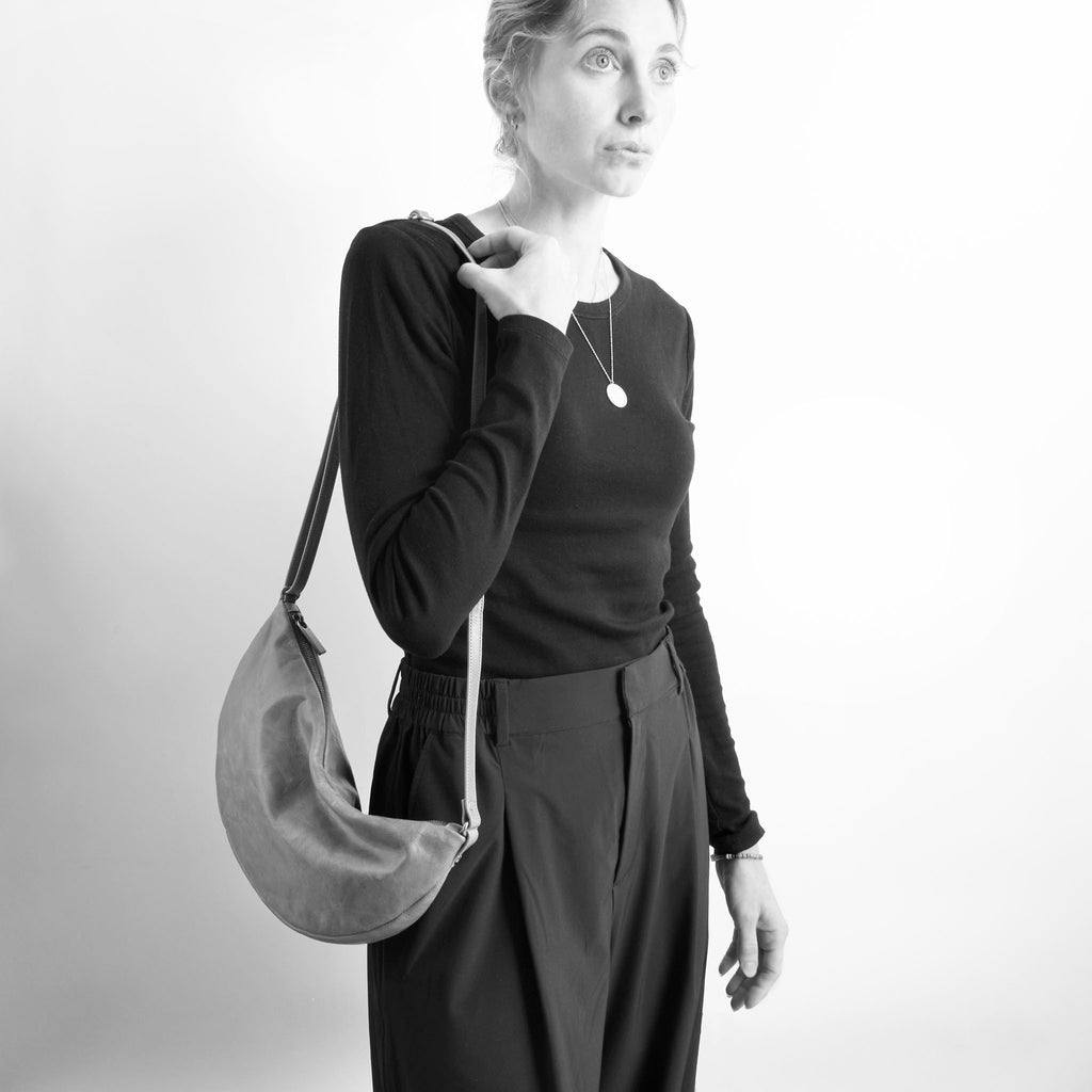 model with luna large