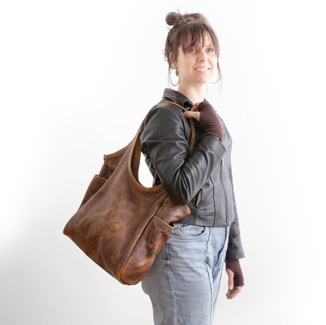 weathered cigar | minimal tote in weathered cigar