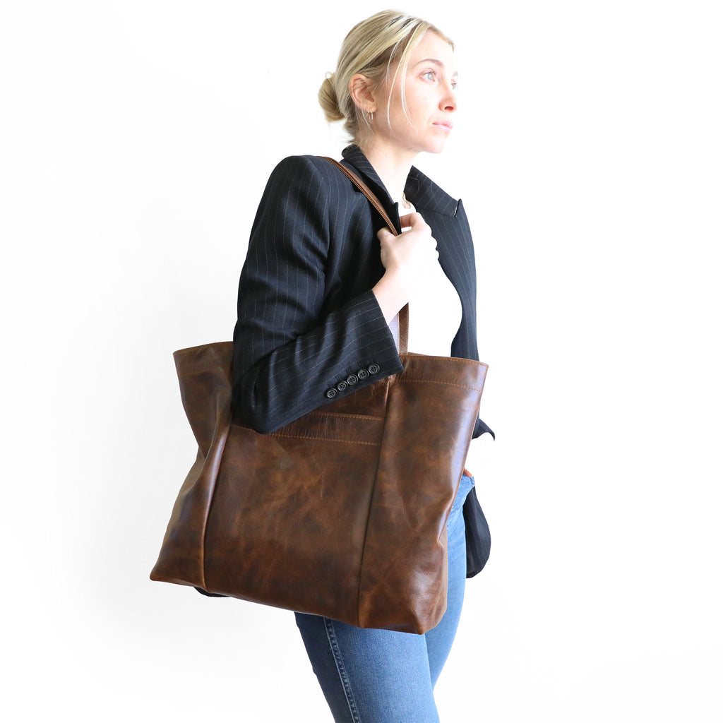 scarborough tote in selkie