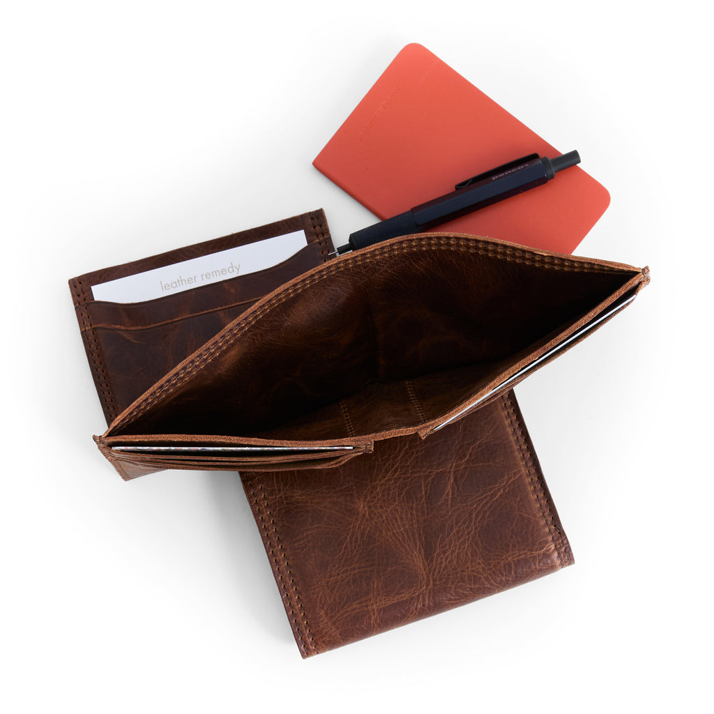 slim bifold wallet in fuentes