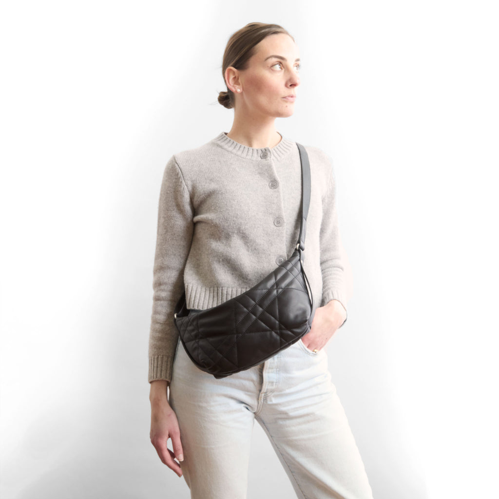 model wearing the cooper in quilted pashi black