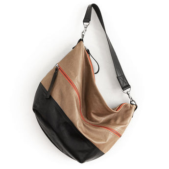 DFL150 | Beth | Wisconsin | Single Zip Duffel - Large