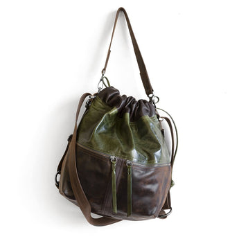 TRN230 | Clara | Nebraska | Train Pack Double Zip Hoop - Large