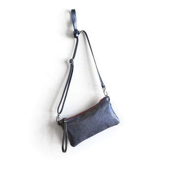ACC005 | Trish | Clutch