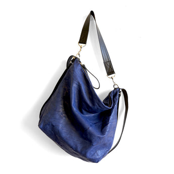HBP098 | Abbie | Alaska | Hobo - XL<br>(substitute: non adjustable strap)