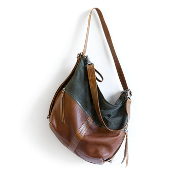 CDZ266 | Abbie | Alaska | City Safari Double Zip - Medium