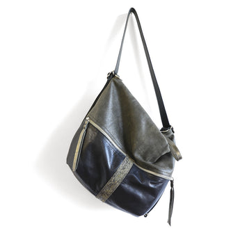 CDZ523 | Alicia | Wisconsin | City Safari Double Zip - Medium