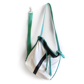 VTG541 | Allison | California | Vintage Hobo Double Zip - Small