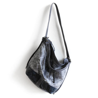 VTG459 | Amy | North Carolina | Vintage Hobo Double Zip - Medium