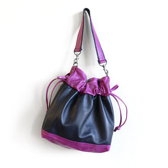 VZC002 | Amy | Vertical Zip Cinch - Small