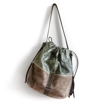 TRN272 | Angela | New York | Train Pack Double Zip - Large