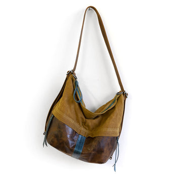 CDZ308 | Anna | Virginia | City Safari Double Zip - Medium
