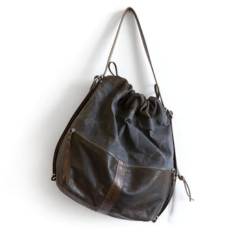 TRN298 | Anna | New Jersey | Train Pack Double Zip - Large