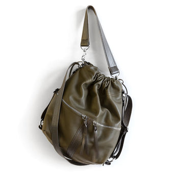 TRN184 | Anna | New Jersey | Train Pack Double Zip Hoop - Large