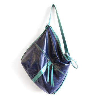 CDZ435 | Anne | South Carolina | City Safari Double Zip - XL