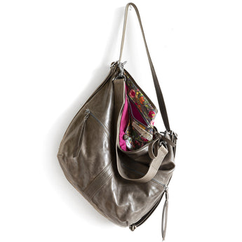 CDZ394 | Candi | West Virginia | City Safari Double Zip - Large