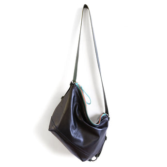 HOP138 | Casey | Washington | Hobo Open Pocket Hoop - Medium