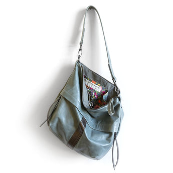 CDZ353 | Catrina | New Hampshire | City Safari Double Zip (strap design change request) - Small