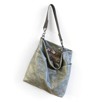 LTS020 | Christy | Lotus - Small