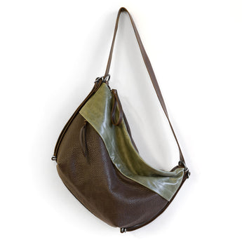 DFL246 | Cynthia | Maine | Duffel Single Zip - Medium