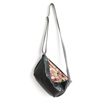 DFL734 | Daisy | Malaysia | Cooper