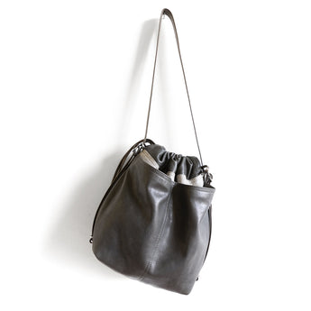 TRN389 | Daisy | Malaysia | Train - Medium
