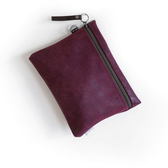 ACC015 | Diane | Connecticut | Clip Pouch