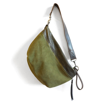 DFL442 | Eliza | Connecticut | Duffel - Small