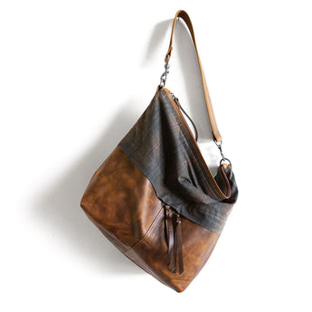 CDZ455 | Eliza | Georgia | City Safari Double Zip - XL