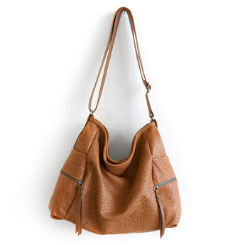 PLB414 | Elizabeth | Virginia | Pillow Bucket