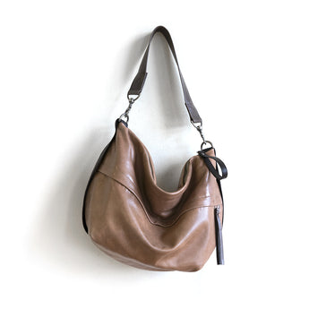 DFL033 | Elizabeth | Single Zip Duffel - Medium