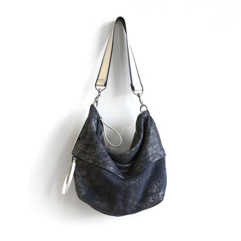 DFL027 | Elizabeth | Single Zip Duffel - Medium