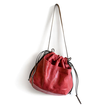 BOR075 | Elizabeth | Michigan | Borough (substitute clip on short strap)