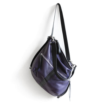 CDZ284 | Fox | Delaware | City Safari Double Zip - Medium