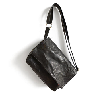 LBB032 | Janine | Pennsylvania | Little Book Bag 'Hoop'