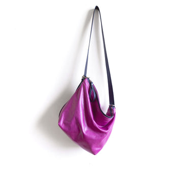 HBP106 | Jeanne | Florida | Hobo Pack - Medium<br>(substitute: non adjustable strap)