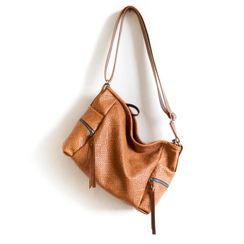 PLB572 | Jennifer | Hawaii | Pillow Bucket