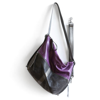 CDZ288 | Jhia | Oregon | City Safari Double Zip - Large