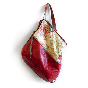 CSZ146 | Jhia | Singapore | City Safari Single Zip Hoop - XL