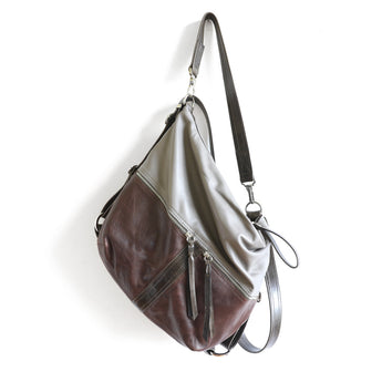 CDZ502 | Jhia | Singapore | City Safari Double Zip Hoop - Large