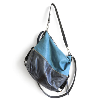 CDZ513 | Jhia | Singapore | City Safari Double Zip - Medium