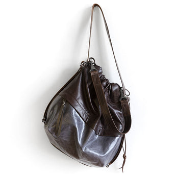TRN222 | Jhia | Singapore | Train Pack Single Zip - Large