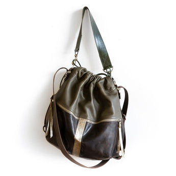 TRN208 | Jonathan | California | Train Pack Double Zip Hoop - Large