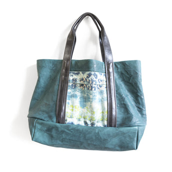 ASH085 | Karen | California | Cape Tote - Large