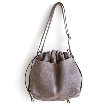BOR137 | Kari | Colorado | Borough (substitute: attached adjustable strap)