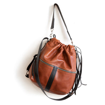 TRN213 | Kari | Colorado | Train Hoop Double Zip - Large