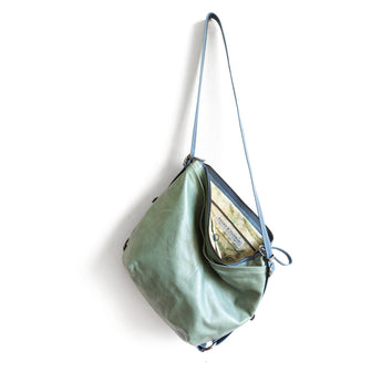 HOP154 | Kristin | California | Hobo Open Pocket Hoop - Large