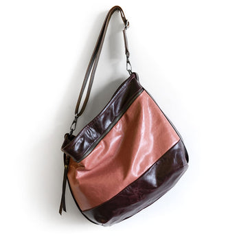 EWB011 | Laura | Tennessee | East + West Boho Single Zip - Large